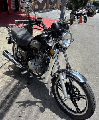 SUZUKI INTRUDER 125 